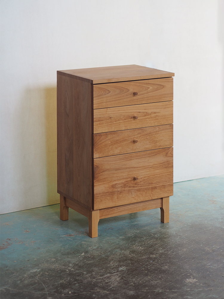 MUKUCAB 4 Drawers Chest