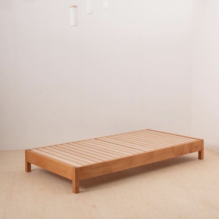 Simple Bed（シンプルベッド）
