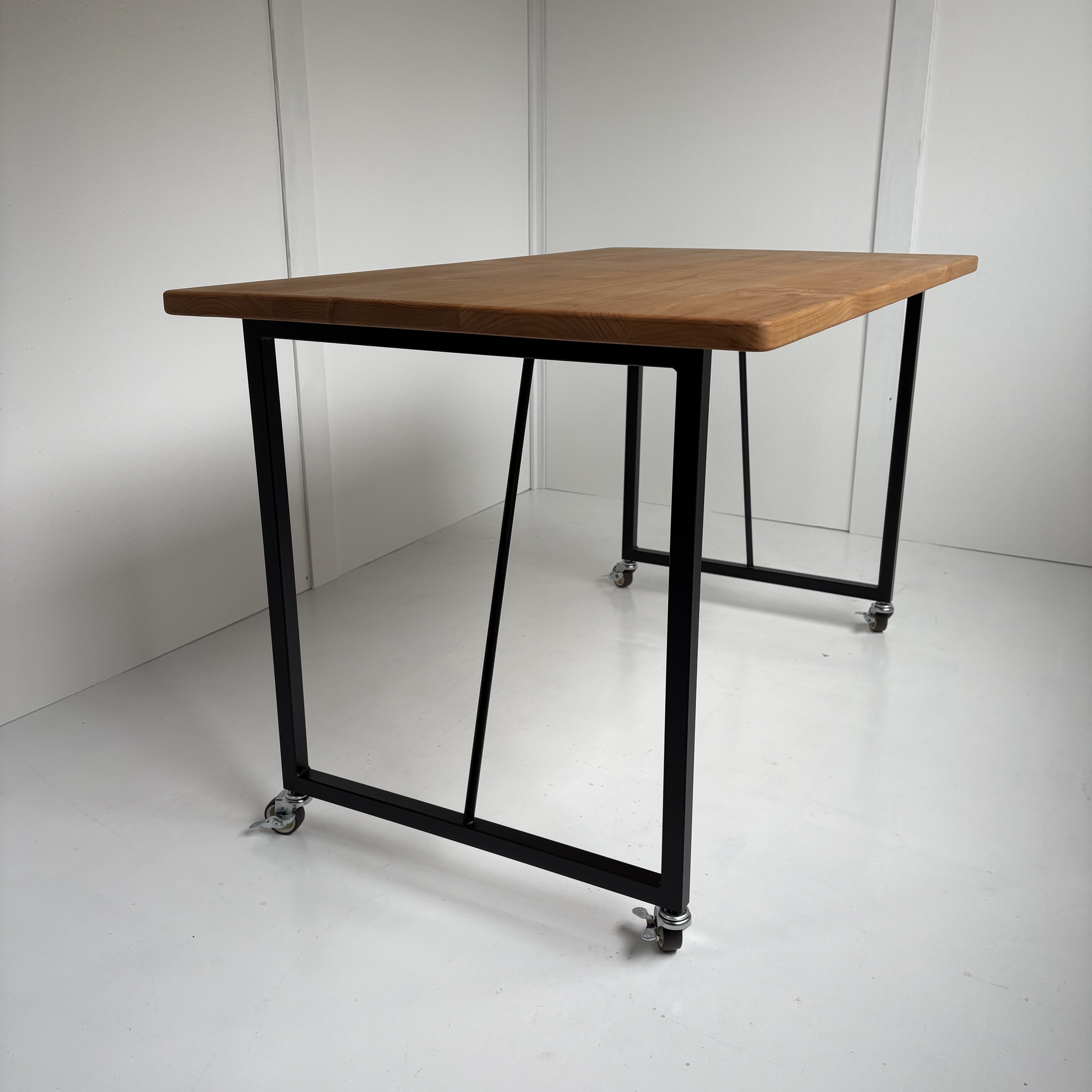 使い心地から考えるデスク