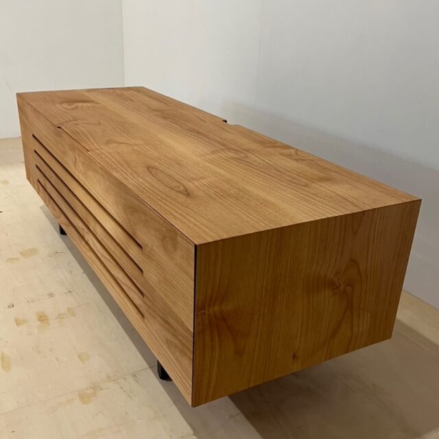 ikususu FURNITURE｜無垢材家具・オーダー家具のイクスス